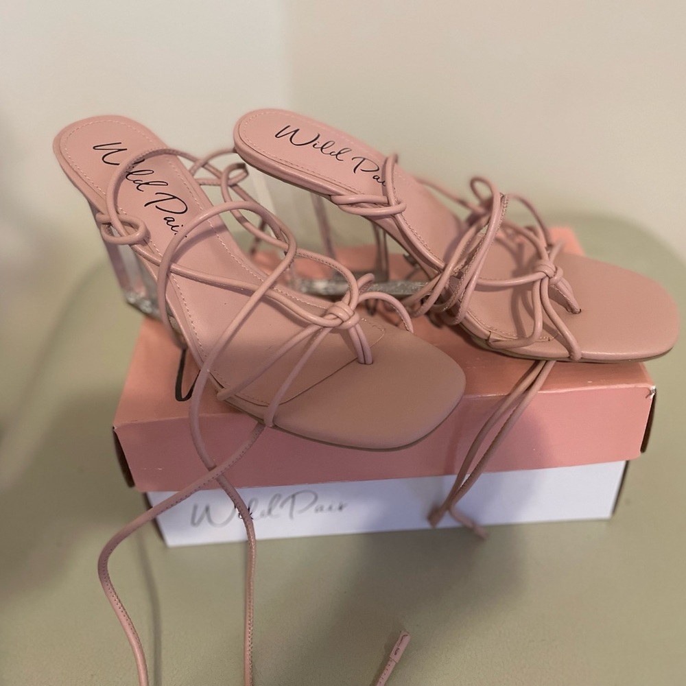 Woman’s Strappy Sandal